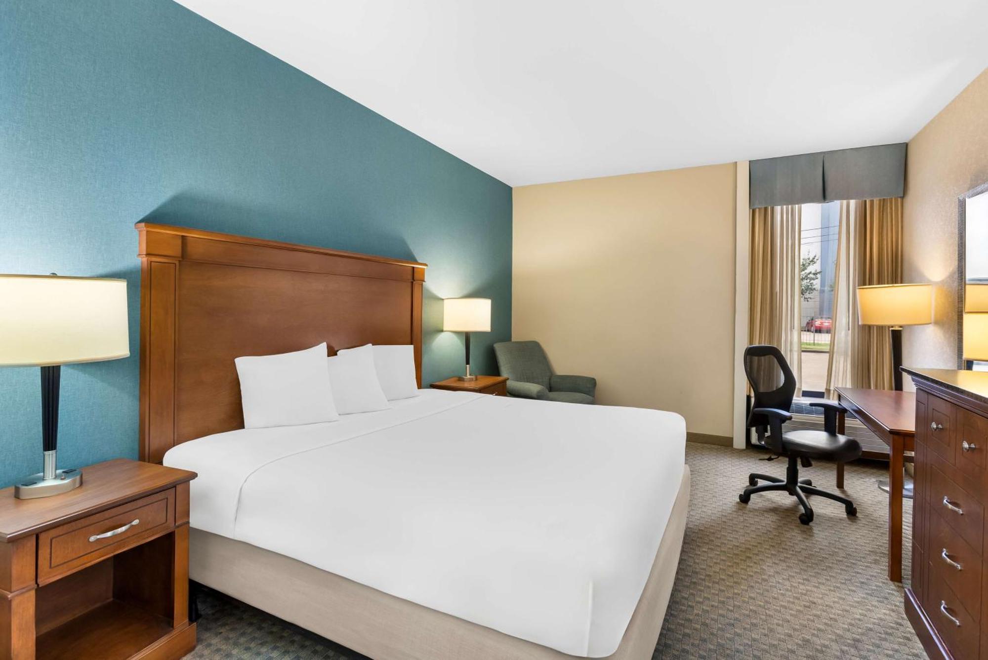 Hotel Sonesta Essential Hobby Airport Houston